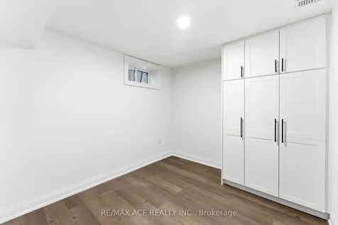 399 Lawson Road Toronto ON M1C 2J8