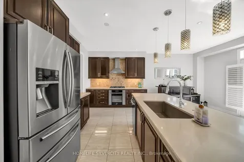 23 Ross Wright Avenue Clarington ON L1C 0P6