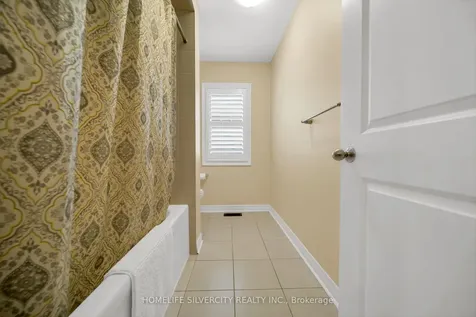 23 Ross Wright Avenue Clarington ON L1C 0P6