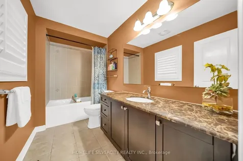 23 Ross Wright Avenue Clarington ON L1C 0P6
