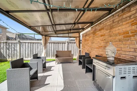 23 Ross Wright Avenue Clarington ON L1C 0P6