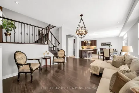 23 Ross Wright Avenue Clarington ON L1C 0P6