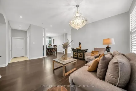 23 Ross Wright Avenue Clarington ON L1C 0P6