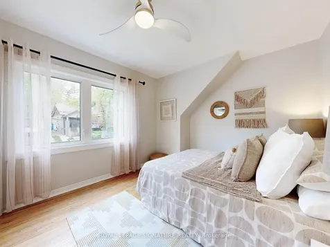 117 Burgess Avenue Toronto ON M4E 1X3