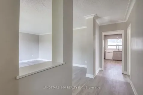 127 Galloway Road Toronto ON M1E 1W9