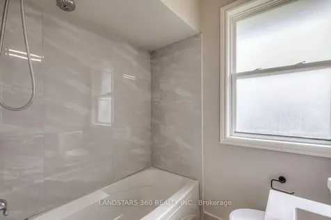 127 Galloway Road Toronto ON M1E 1W9