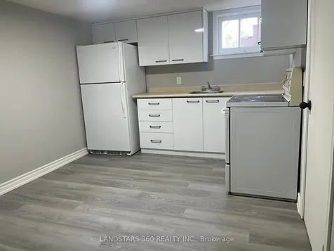 127 Galloway Road Toronto ON M1E 1W9