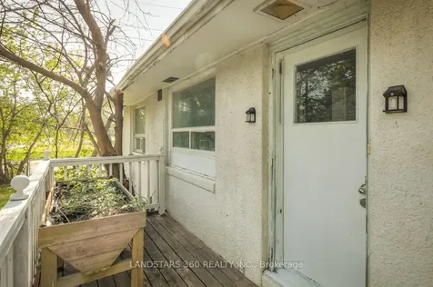 127 Galloway Road Toronto ON M1E 1W9