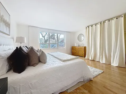57 Queensdale Avenue Toronto ON M4J 1Y1