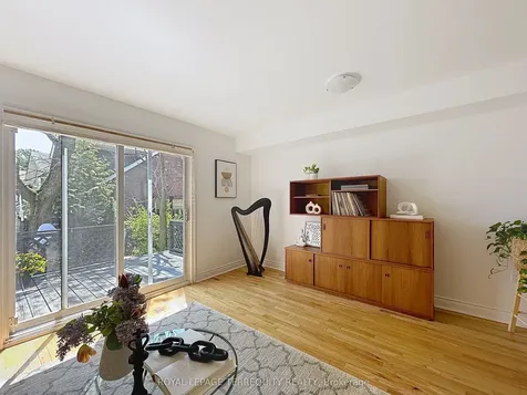 57 Queensdale Avenue Toronto ON M4J 1Y1