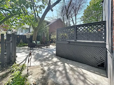 57 Queensdale Avenue Toronto ON M4J 1Y1