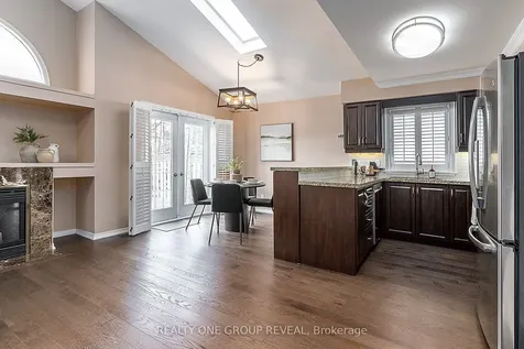 37 Wetherburn Drive Whitby ON L1P 1M7