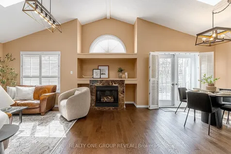 37 Wetherburn Drive Whitby ON L1P 1M7