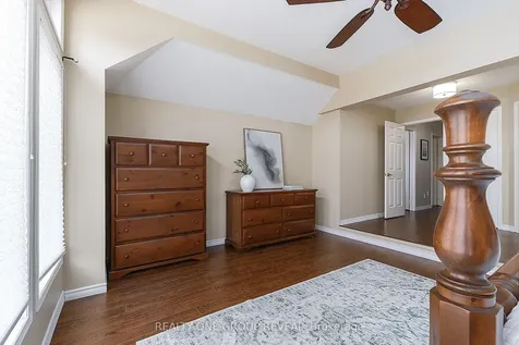 37 Wetherburn Drive Whitby ON L1P 1M7