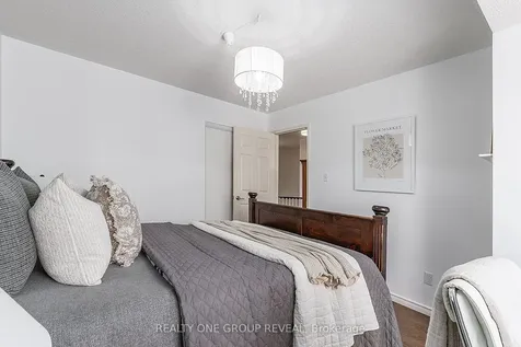37 Wetherburn Drive Whitby ON L1P 1M7