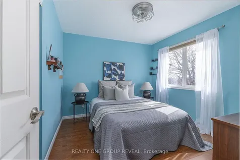 37 Wetherburn Drive Whitby ON L1P 1M7