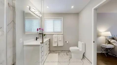 1256 Dartmoor Street Oshawa ON L1K 2K2