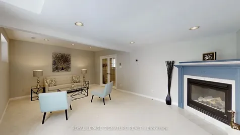 1256 Dartmoor Street Oshawa ON L1K 2K2