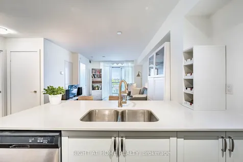 8 Trent Avenue Toronto ON M4C 0A6