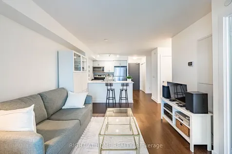 8 Trent Avenue Toronto ON M4C 0A6