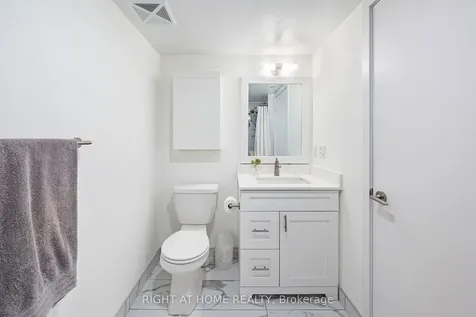 8 Trent Avenue Toronto ON M4C 0A6