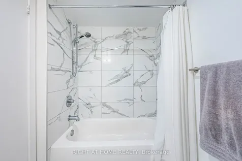 8 Trent Avenue Toronto ON M4C 0A6