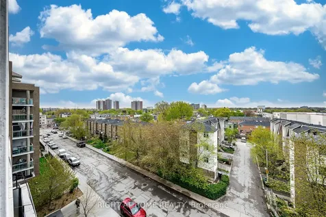 8 Trent Avenue Toronto ON M4C 0A6