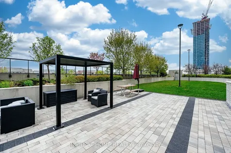 8 Trent Avenue Toronto ON M4C 0A6