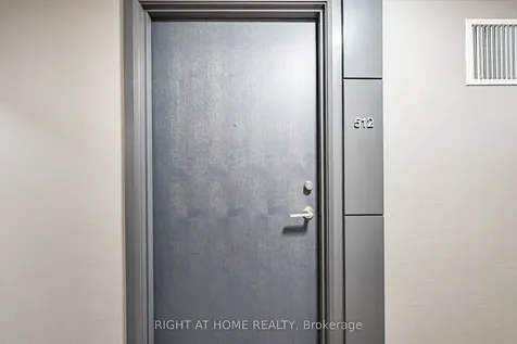 8 Trent Avenue Toronto ON M4C 0A6