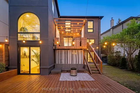 9 Maughan Crescent Toronto ON M4L 3E4