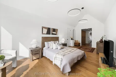 9 Maughan Crescent Toronto ON M4L 3E4