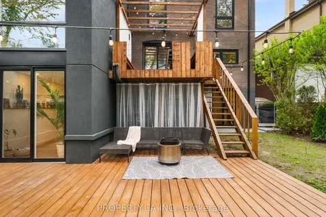 9 Maughan Crescent Toronto ON M4L 3E4