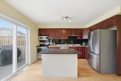 69 Hammond Street Clarington ON L1C 5E6