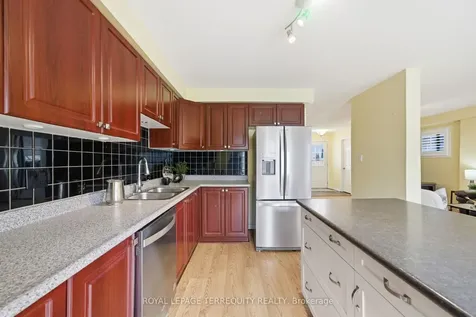 69 Hammond Street Clarington ON L1C 5E6