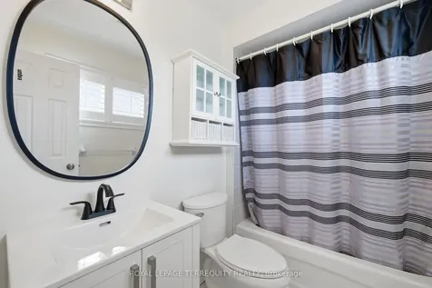 69 Hammond Street Clarington ON L1C 5E6
