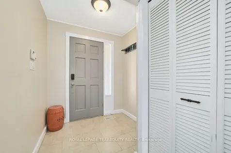 798 Greenbriar Drive Oshawa ON L1G 7J6