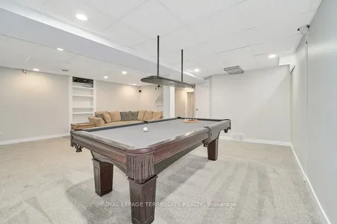798 Greenbriar Drive Oshawa ON L1G 7J6