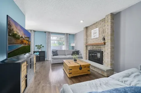 798 Greenbriar Drive Oshawa ON L1G 7J6