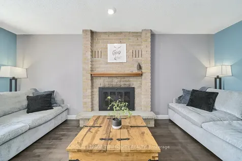 798 Greenbriar Drive Oshawa ON L1G 7J6