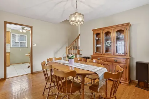 34 Brant Court Oshawa ON L1G 4M9
