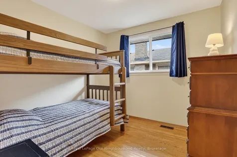 34 Brant Court Oshawa ON L1G 4M9