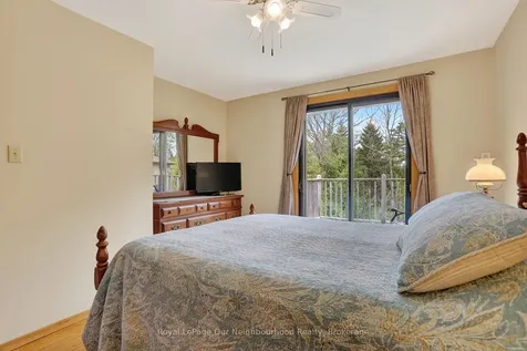 34 Brant Court Oshawa ON L1G 4M9