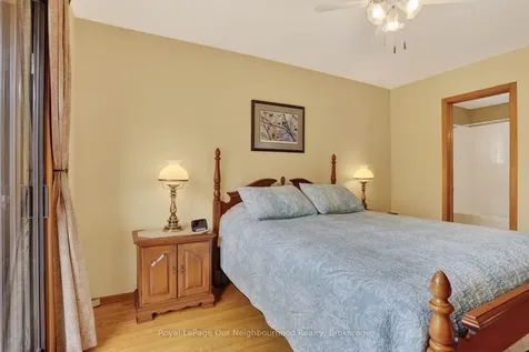 34 Brant Court Oshawa ON L1G 4M9