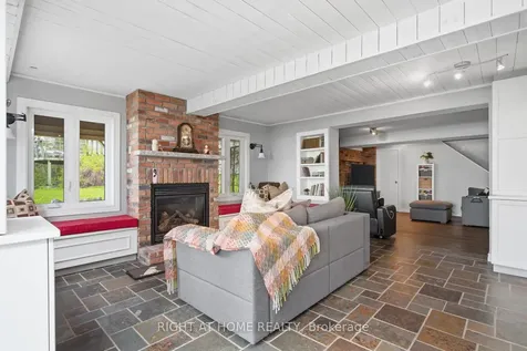 239 Aldred Drive Scugog ON L9L 1B6