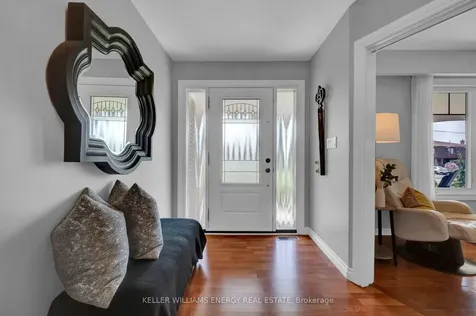858 Swiss Heights Oshawa ON L1K 2A9