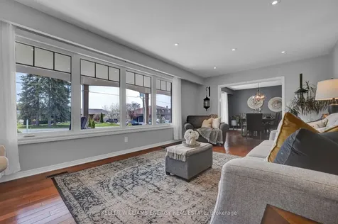 858 Swiss Heights Oshawa ON L1K 2A9