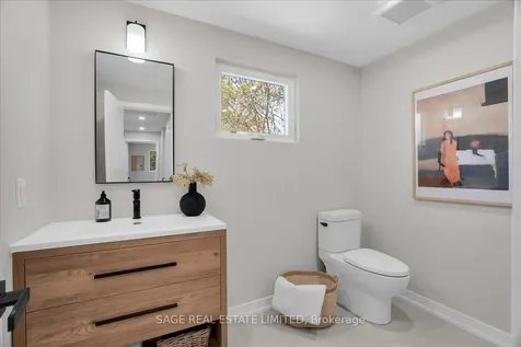 664 Breezy Drive Pickering ON L1W 2X3