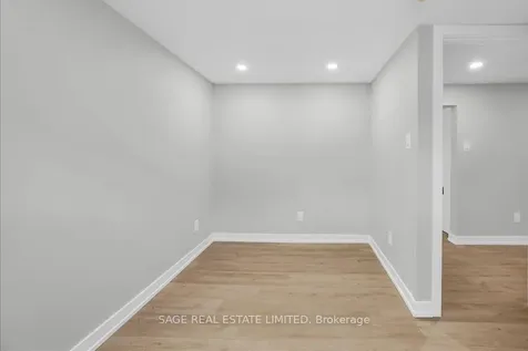 664 Breezy Drive Pickering ON L1W 2X3
