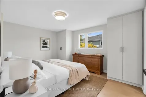 664 Breezy Drive Pickering ON L1W 2X3