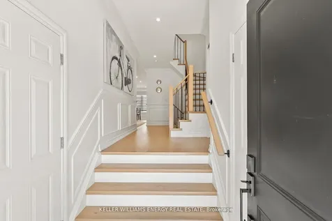 33 Tabaret Crescent Oshawa ON L1L 0G5